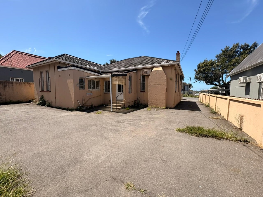 Commercial Property for Sale in Southernwood Eastern Cape